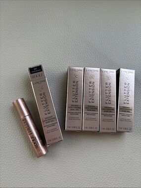 5 Lancome Idôle Flutter Extension Instant Lengthening Mascaras